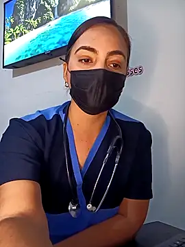 MEGAN X0XX online show from November 4, 2025, 9:40 pm