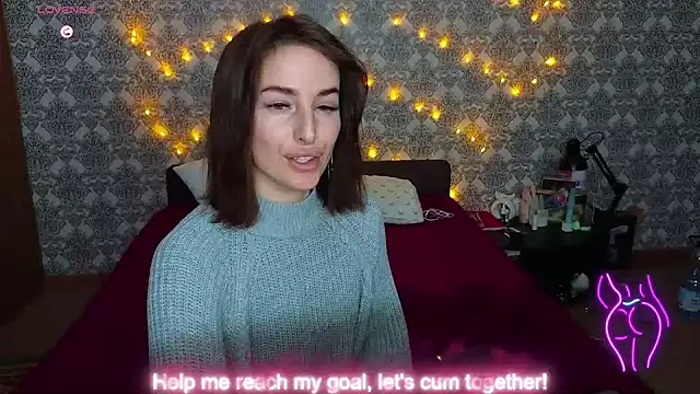 xx adrihanna xx online show from December 15, 2025, 7:09 pm