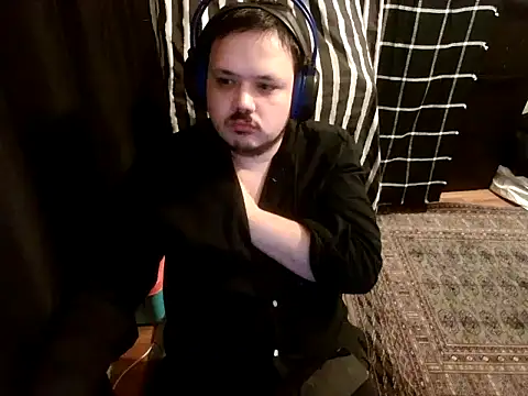 Snapshot of Bebemickey75 chatting on March 12, 2025, 2:09 am Bebemickey75 online show from March 12, 2025, 2:09 am