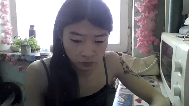 CarlyJoy online show from March 4, 2026, 10:56 am