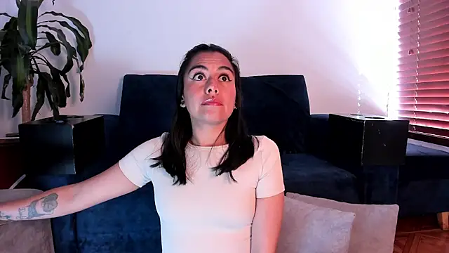 im amber online show from February 27, 2026, 1:22 pm