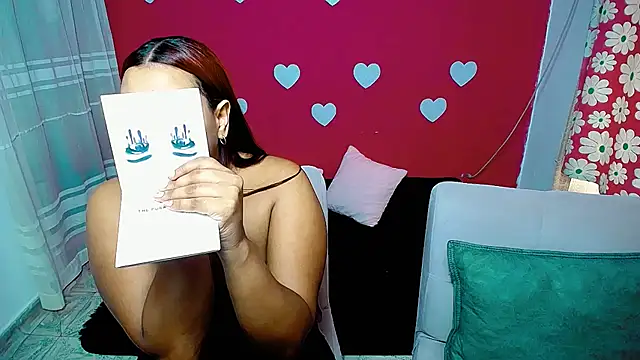 Snapshot of violeta_rous chatting on June 1, 2026, 3:00 pm violeta rous online show from June 1, 2026, 3:00 pm