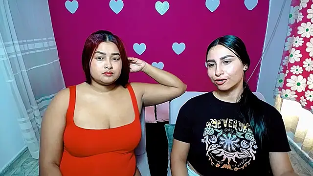 Snapshot of violeta_rous chatting on May 15, 2026, 3:54 pm violeta rous online show from May 15, 2026, 3:54 pm