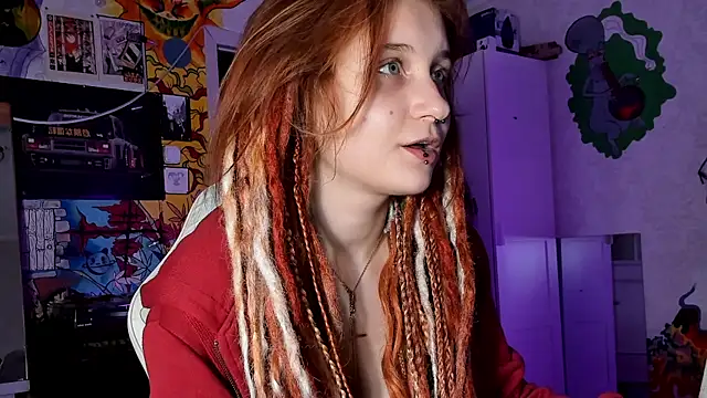 Sunny Mouse  online show from October 2, 2025, 5:38 pm