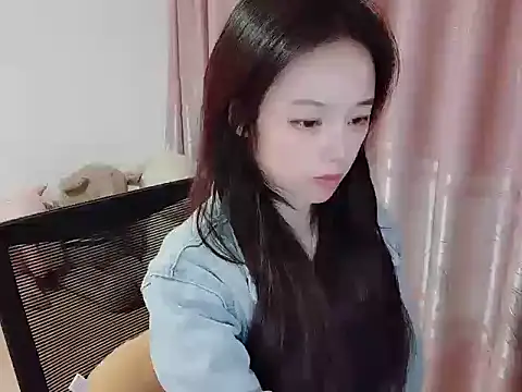 wwcc123 online show from November 21, 2025, 2:27 pm