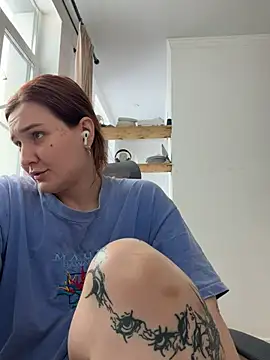 Snapshot of MakeBabyCum chatting on February 23, 2026, 5:30 am MakeBabyCum online show from February 23, 2026, 5:30 am