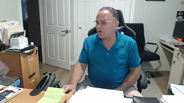twopeopleinlove online show from July 8, 2026, 10:27 am