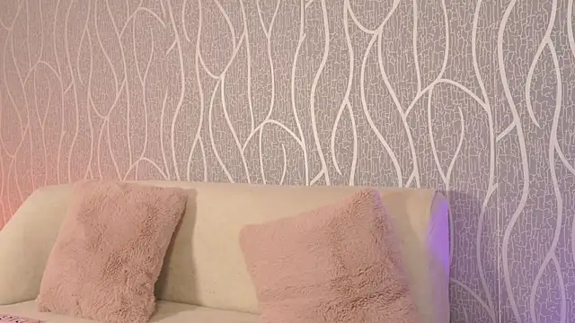 AlessiaCorleone  online show from April 30, 2026, 2:02 pm