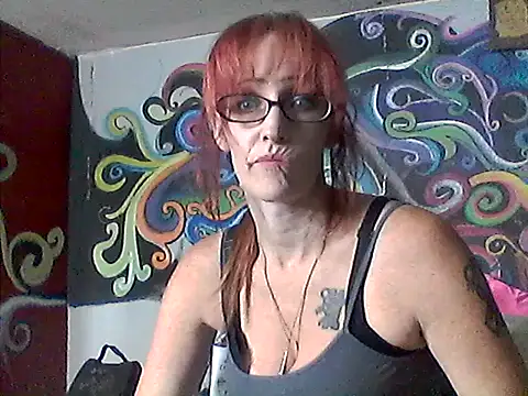 4EyedSluttyGinger online show from May 8, 2026, 10:57 pm