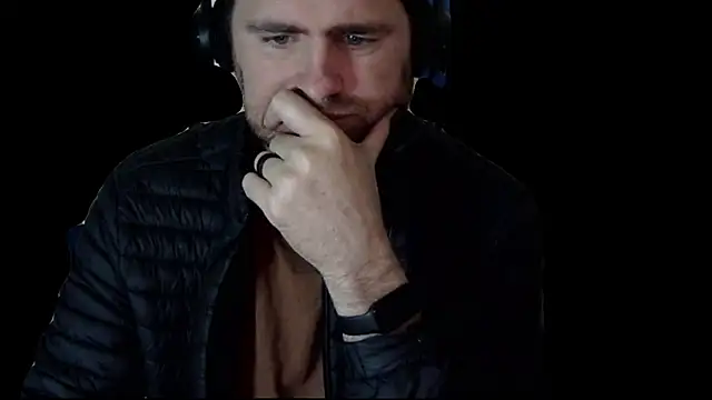 Davidhv2022 online show from April 8, 2026, 1:34 pm