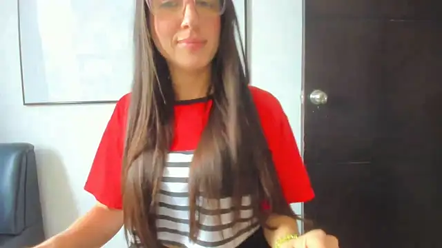 squirttati33 online show from February 9, 2026, 4:16 pm