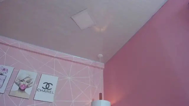 dolly zoe online show from January 14, 2026, 8:34 pm