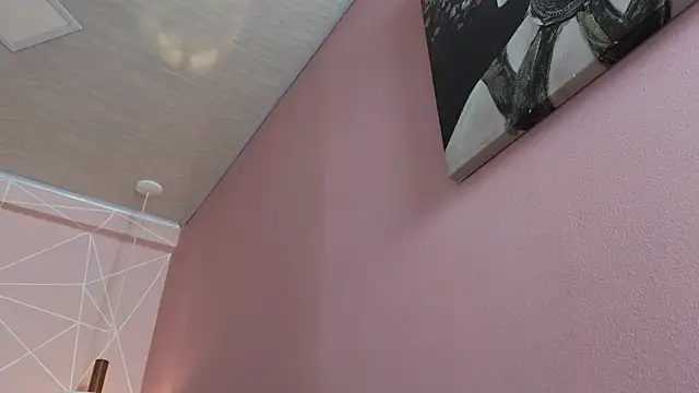 dolly zoe online show from November 20, 2025, 11:58 pm