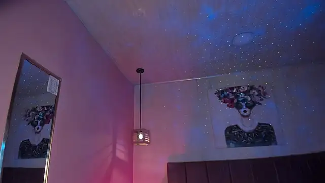 Snapshot of ayshel__ chatting on February 21, 2026, 11:12 am ayshel online show from February 21, 2026, 11:12 am