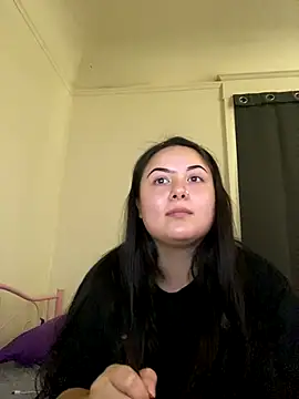 xocrybaby online show from October 5, 2025, 6:31 pm