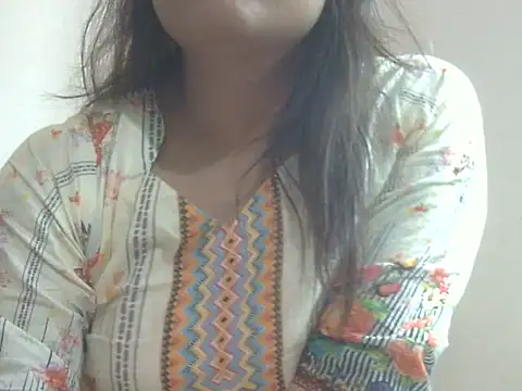 Snapshot of shekira99 chatting on February 16, 2026, 4:11 am shekira99 online show from February 16, 2026, 4:11 am