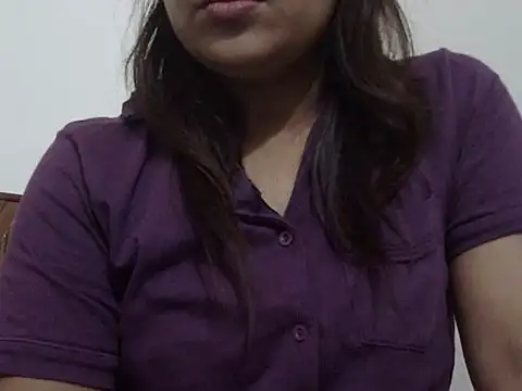 Snapshot of shekira99 chatting on January 19, 2026, 2:10 pm shekira99 online show from January 19, 2026, 2:10 pm