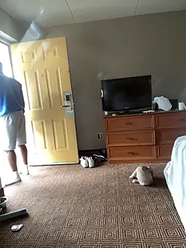 Stressreliever82 online show from April 15, 2026, 5:17 pm