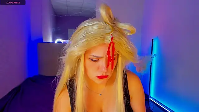 DellaRowe online show from November 22, 2025, 1:43 pm