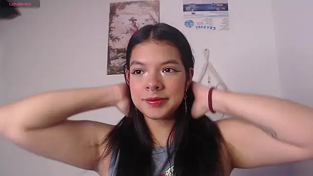 Snapshot of yungelitamor_ chatting on February 27, 2025, 5:18 am yungelitamor online show from February 27, 2025, 5:18 am