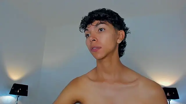xhenisa  online show from July 14, 2026, 2:38 am