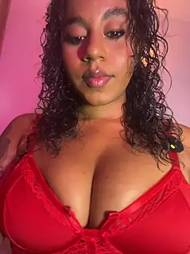 Snapshot of charlotteeruss chatting on July 8, 2026, 11:16 pm charlotteeruss online show from July 8, 2026, 11:16 pm