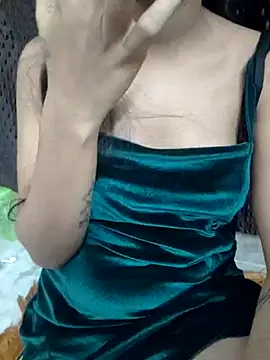 Snapshot of Roshni_98 chatting on March 3, 2025, 4:47 pm Roshni 98 online show from March 3, 2025, 4:47 pm