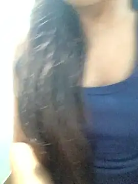 Snapshot of Roshni_98 chatting on September 15, 2025, 5:35 pm Roshni 98 online show from September 15, 2025, 5:35 pm