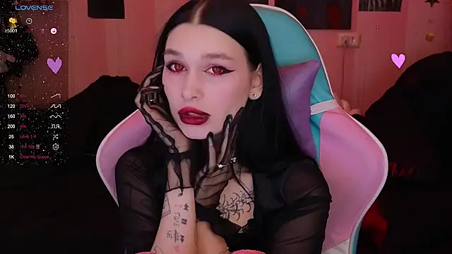 Snapshot of Amanda_Tender chatting on February 18, 2025, 10:25 pm Amanda Tender online show from February 18, 2025, 10:25 pm