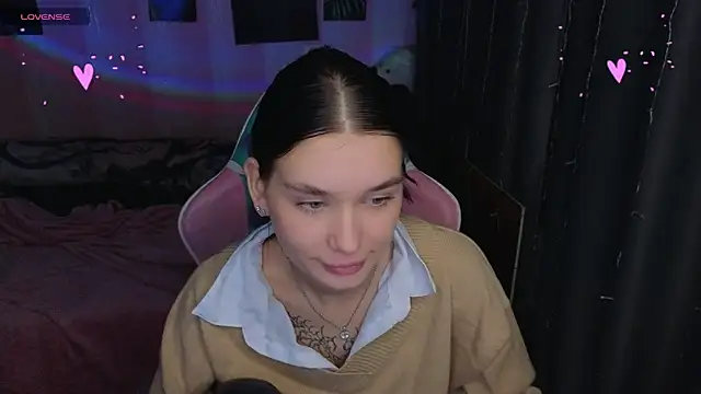 Snapshot of Amanda_Tender chatting on September 12, 2025, 12:33 am Amanda Tender online show from September 12, 2025, 12:33 am