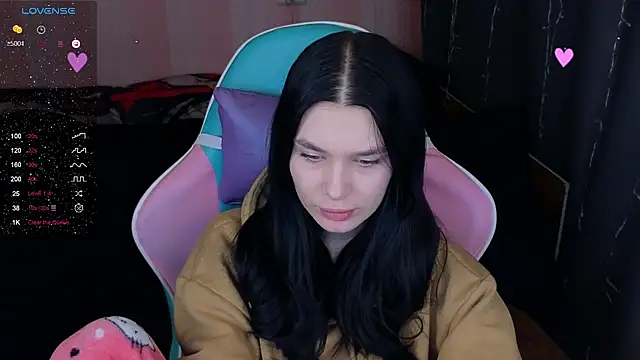 Snapshot of Amanda_Tender chatting on February 10, 2025, 9:15 pm Amanda Tender online show from February 10, 2025, 9:15 pm