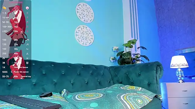 Snapshot of KarlynHoliss chatting on December 9, 2024, 5:52 pm KarlynHoliss online show from December 9, 2024, 5:52 pm