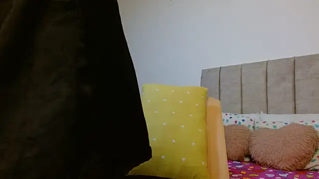 Snapshot of Wilson_Siara chatting on February 4, 2026, 3:01 am Wilson Siara online show from February 4, 2026, 3:01 am