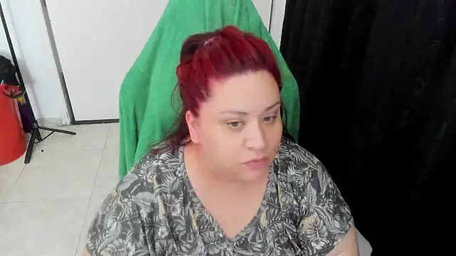 Snapshot of anacohen chatting on September 17, 2025, 6:54 pm anacohen online show from September 17, 2025, 6:54 pm