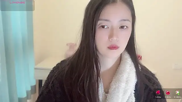 A-xena online show from November 13, 2025, 6:17 am