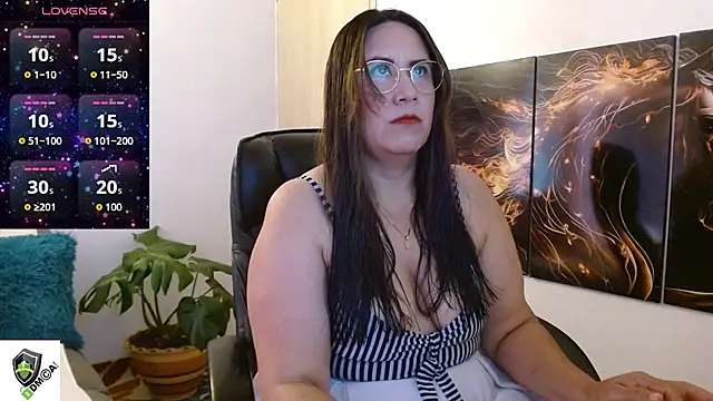 amalia brunette online show from September 15, 2025, 5:24 pm