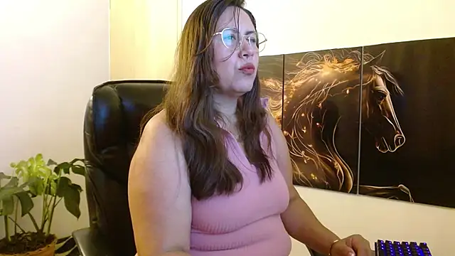 amalia brunette online show from March 31, 2026, 7:21 am