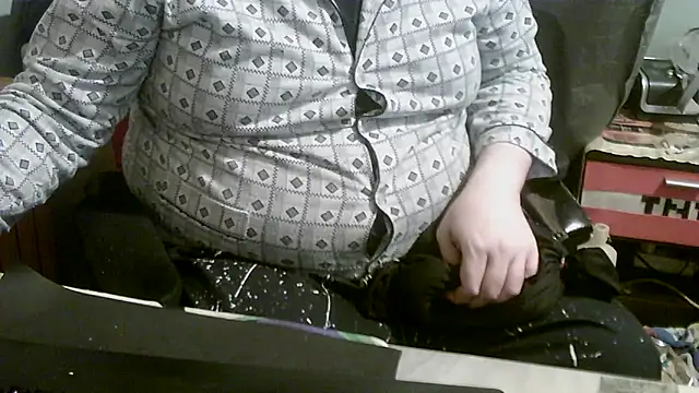 porkorossy online show from March 15, 2026, 11:01 pm