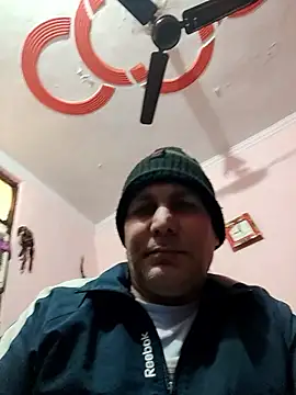 ZIMMY25 online show from January 14, 2026, 3:32 am