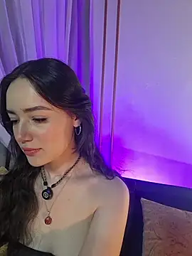 Kate Amaretto  online show from February 11, 2026, 4:40 pm