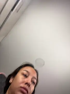 DianaHopson online show from December 4, 2025, 11:09 am