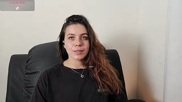 irinasweet27 online show from October 25, 2025, 2:22 am