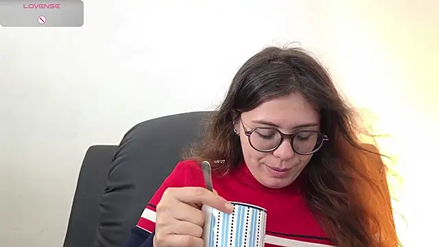 irinasweet27 online show from September 11, 2025, 1:05 am