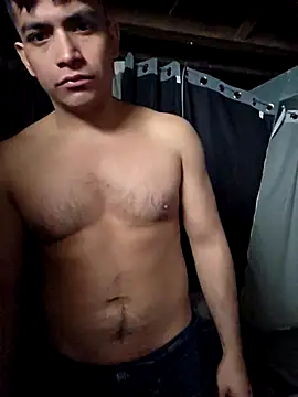 parker321516 online show from March 27, 2026, 9:16 pm