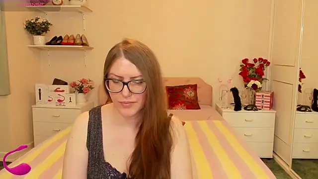 Snapshot of AmandamurX chatting on July 4, 2026, 1:37 pm AmandamurX online show from July 4, 2026, 1:37 pm