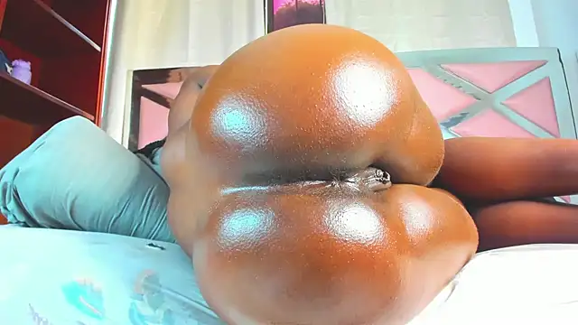 ebonnyygoddes online show from March 12, 2025, 9:45 pm