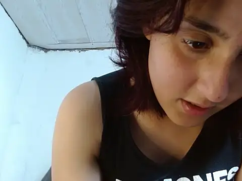 AngelaLinaresx69 online show from September 22, 2025, 7:09 pm