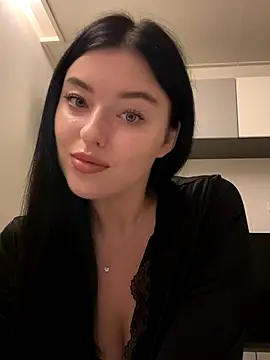 Angela Fosterr online show from October 19, 2025, 5:05 pm