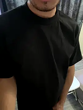 demonslayerr999 online show from October 30, 2025, 6:16 pm