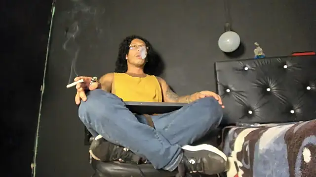 Snapshot of FuckHardlove chatting on June 20, 2026, 4:28 am FuckHardlove online show from June 20, 2026, 4:28 am